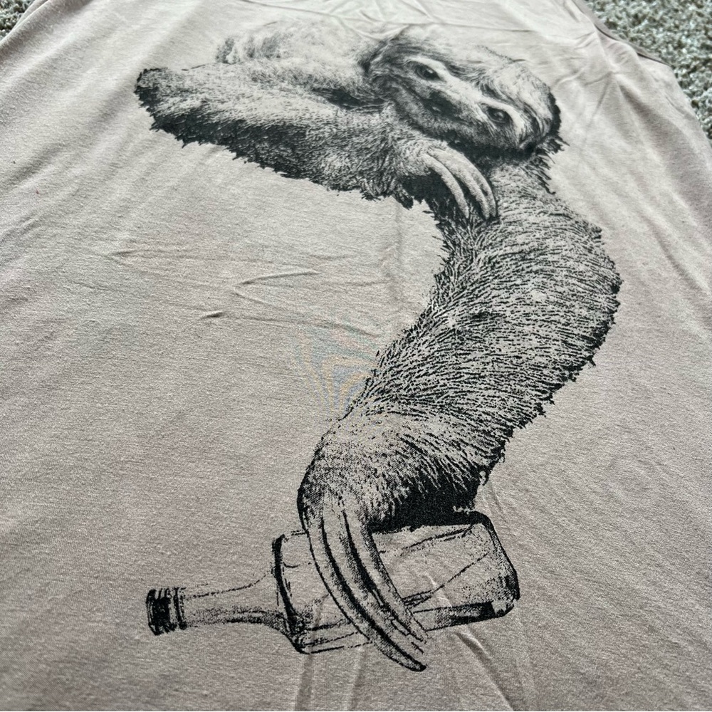Sloth Tank - Picture 3 of 3